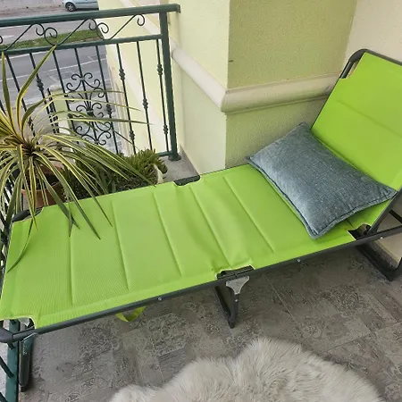 Tamara Biograd Na Moru