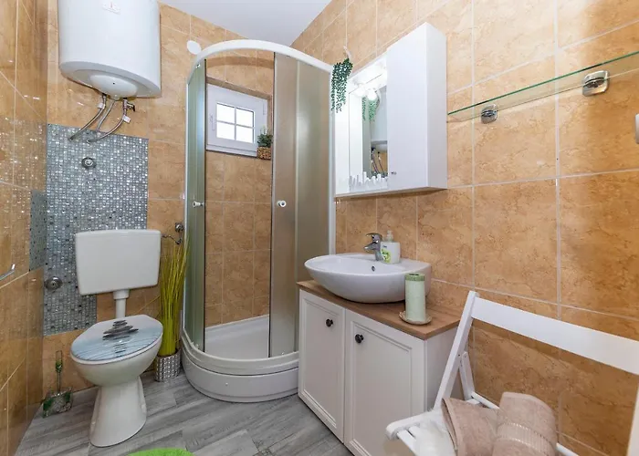 Tamara ביוגראד נה מורו