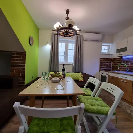 Apartman Tamara *